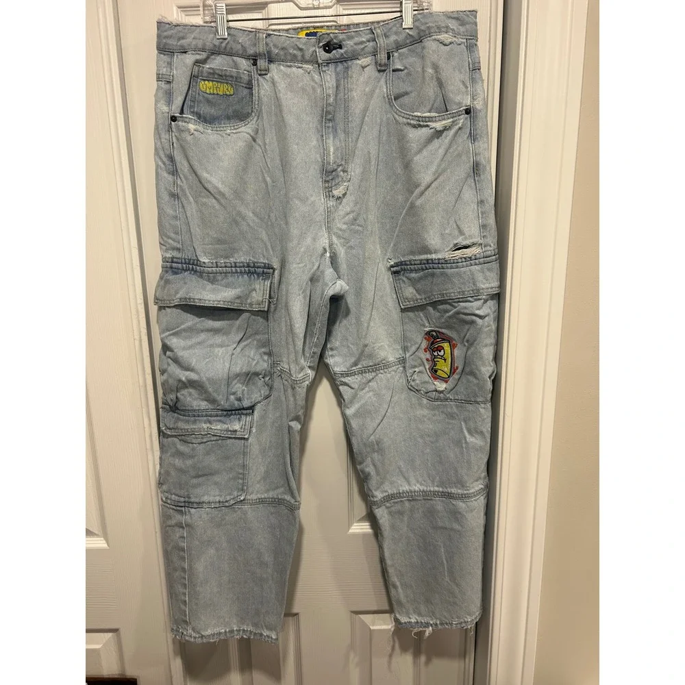 Empyre Mens Distressed Cargo Jeans Light Wash Spray Can Patch Size 36 Loose Fit - Picture 1 of 8